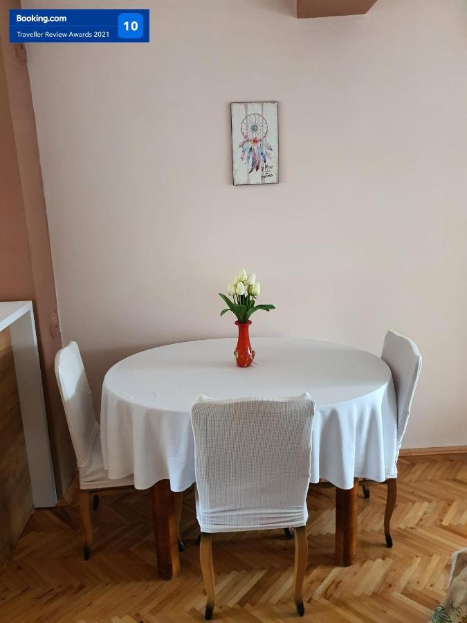 Stavrov Apartment Negotin Dış mekan fotoğraf