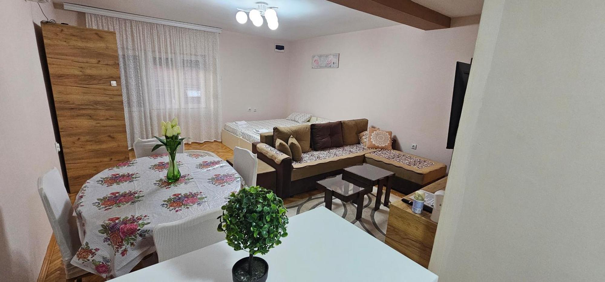 Stavrov Apartment Negotin Dış mekan fotoğraf